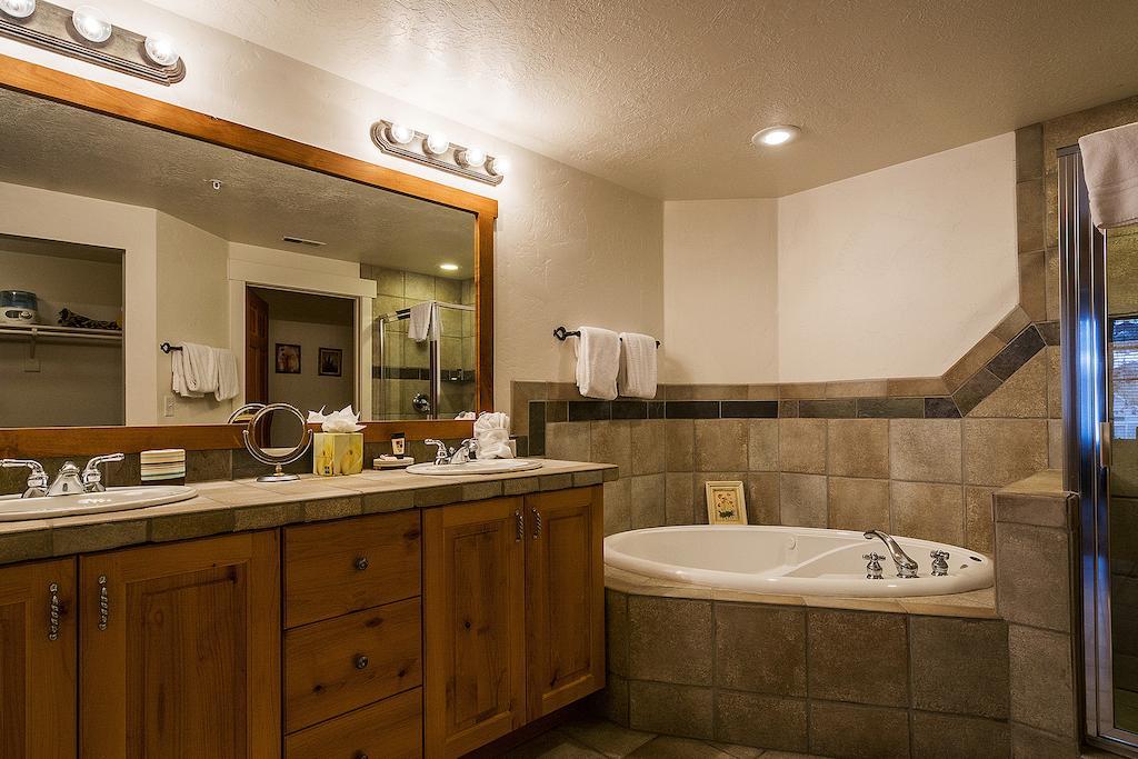 Town Point Condos By Park City Vacations Chambre photo